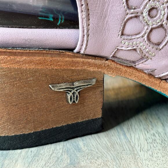 Lane Lavender Leather Western Cut-Out Booties Women’s Size 7 Embroidered Cowgirl - Picture 8 of 11